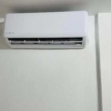 Conil Centro Y Playa, Descanso Perfecto, Con Aire Acondicionado Y Wifi *