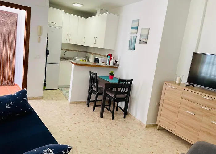 Conil Centro Y Playa, Descanso Perfecto, Con Aire Acondicionado Y Wifi